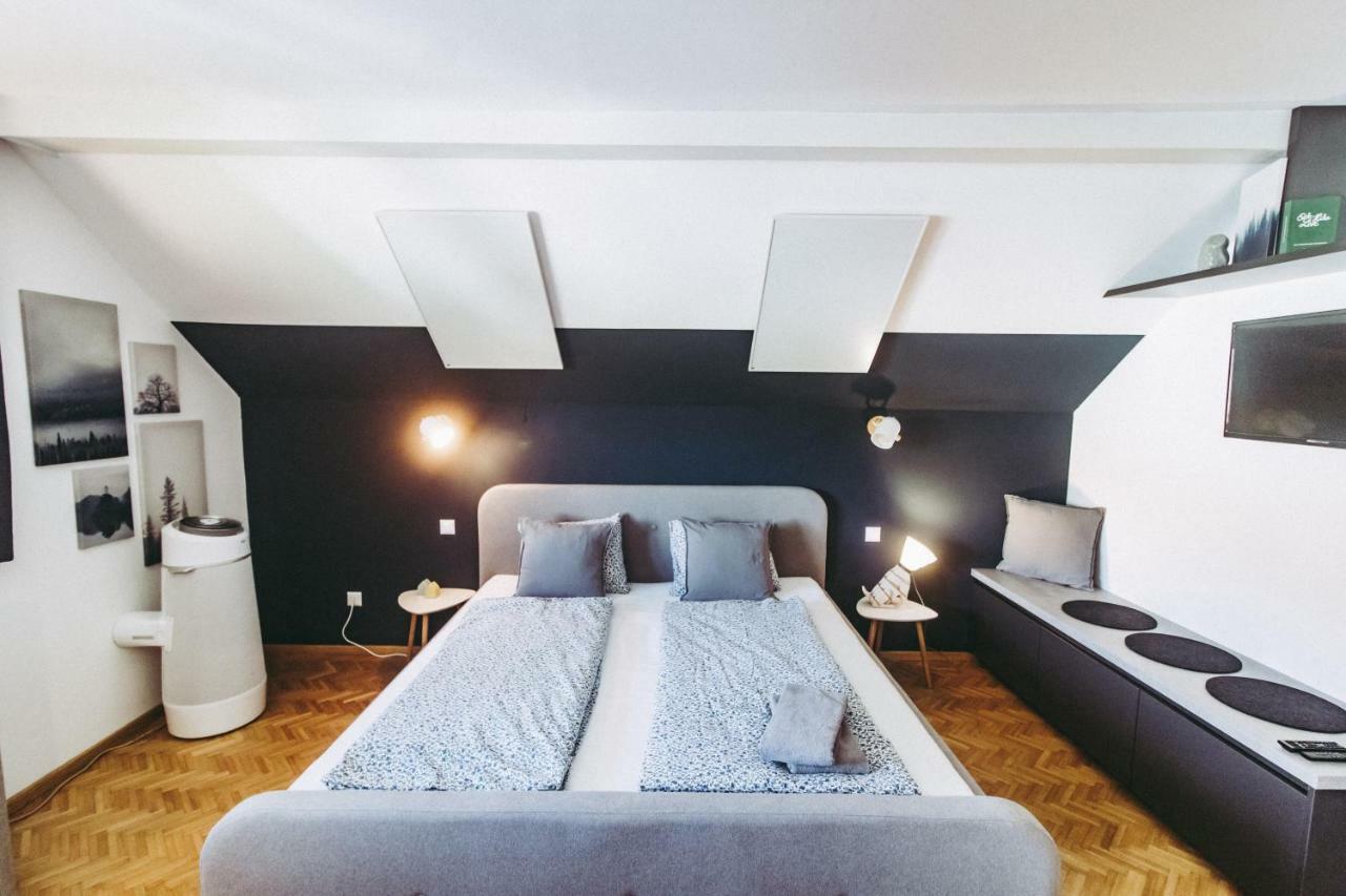 Lackenbauer Apartment Muggenau ภายนอก รูปภาพ