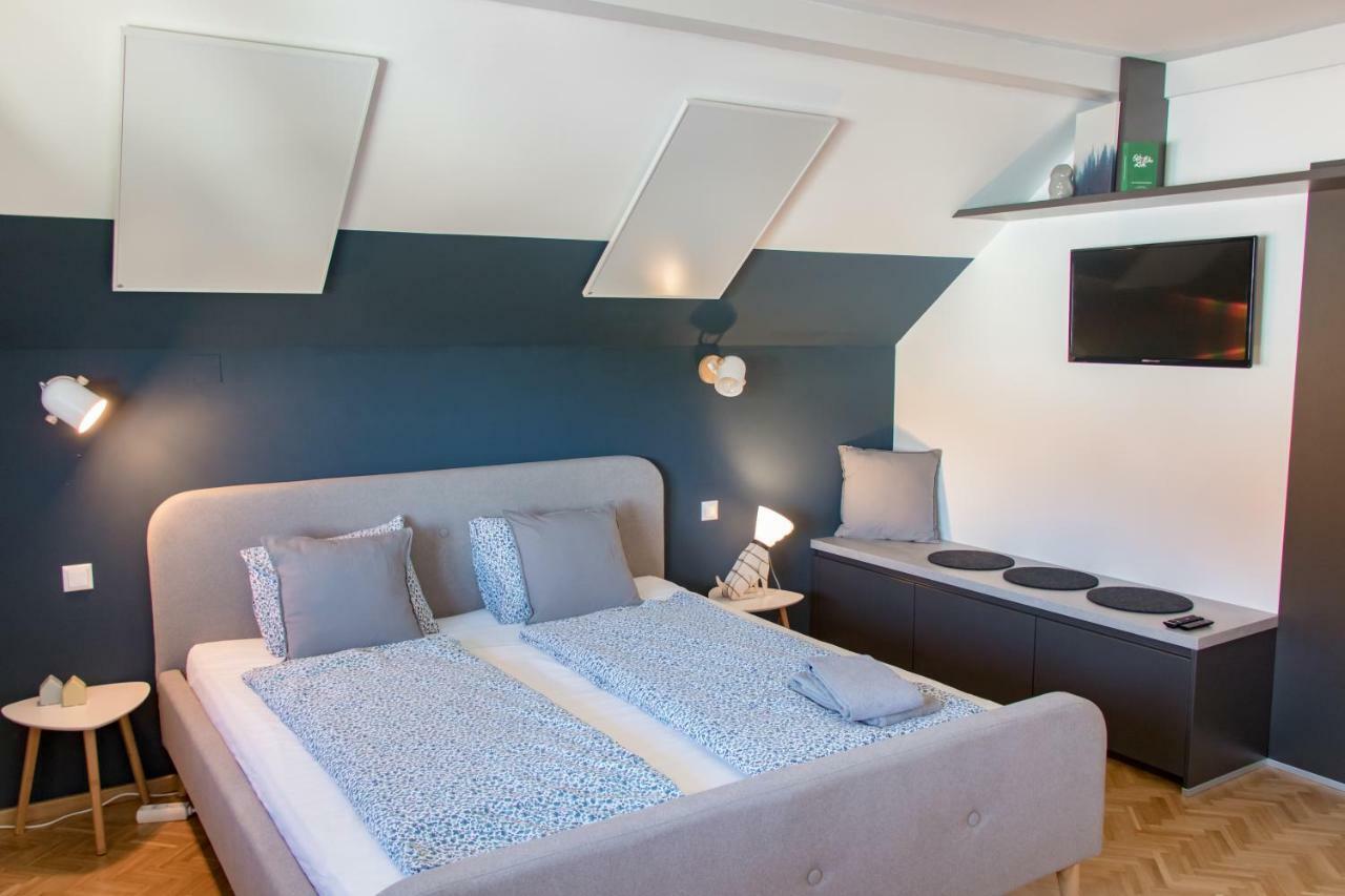 Lackenbauer Apartment Muggenau ภายนอก รูปภาพ